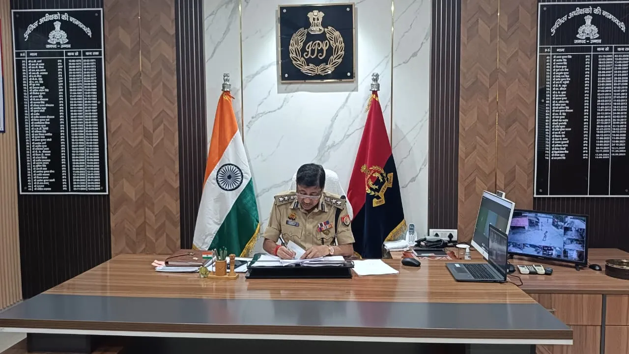 वरिष्ठ पुलिस अधीक्षक ने फरियादियों की समस्याएं सुनीं, त्वरित निस्तारण के दिए निर्देश