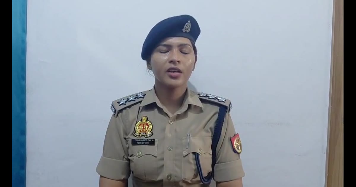 ग़ाज़ियाबाद में थार वाले को रोक कर
लाखों की लूट