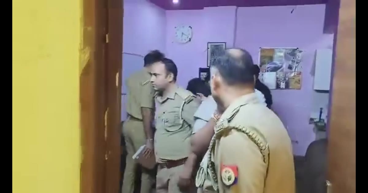 कानपुर में किदवई नगर के शिवधाम अपार्टमेंट पर पुलिस की छापेमारी, 7 आरोपी गिरफ्तार